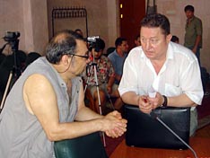 И.В.Зайчиков и Н.П. Ерёмин перед началом заседания